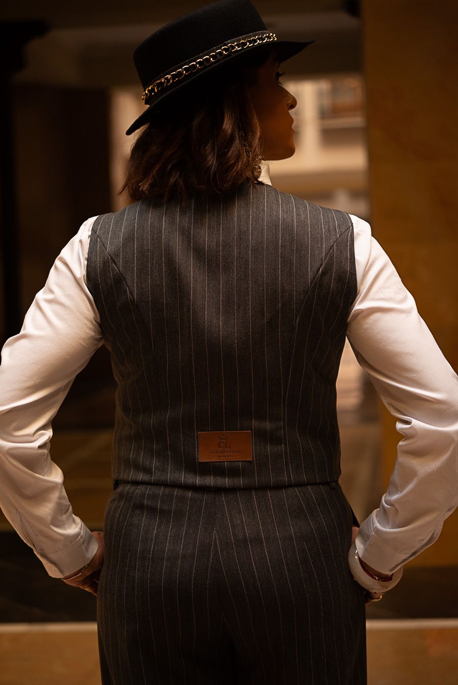 COCOLEBREL_HARLEM_COLECCION_chaleco_gris_diplomatica_738597bd44f40e101830f918e846713e