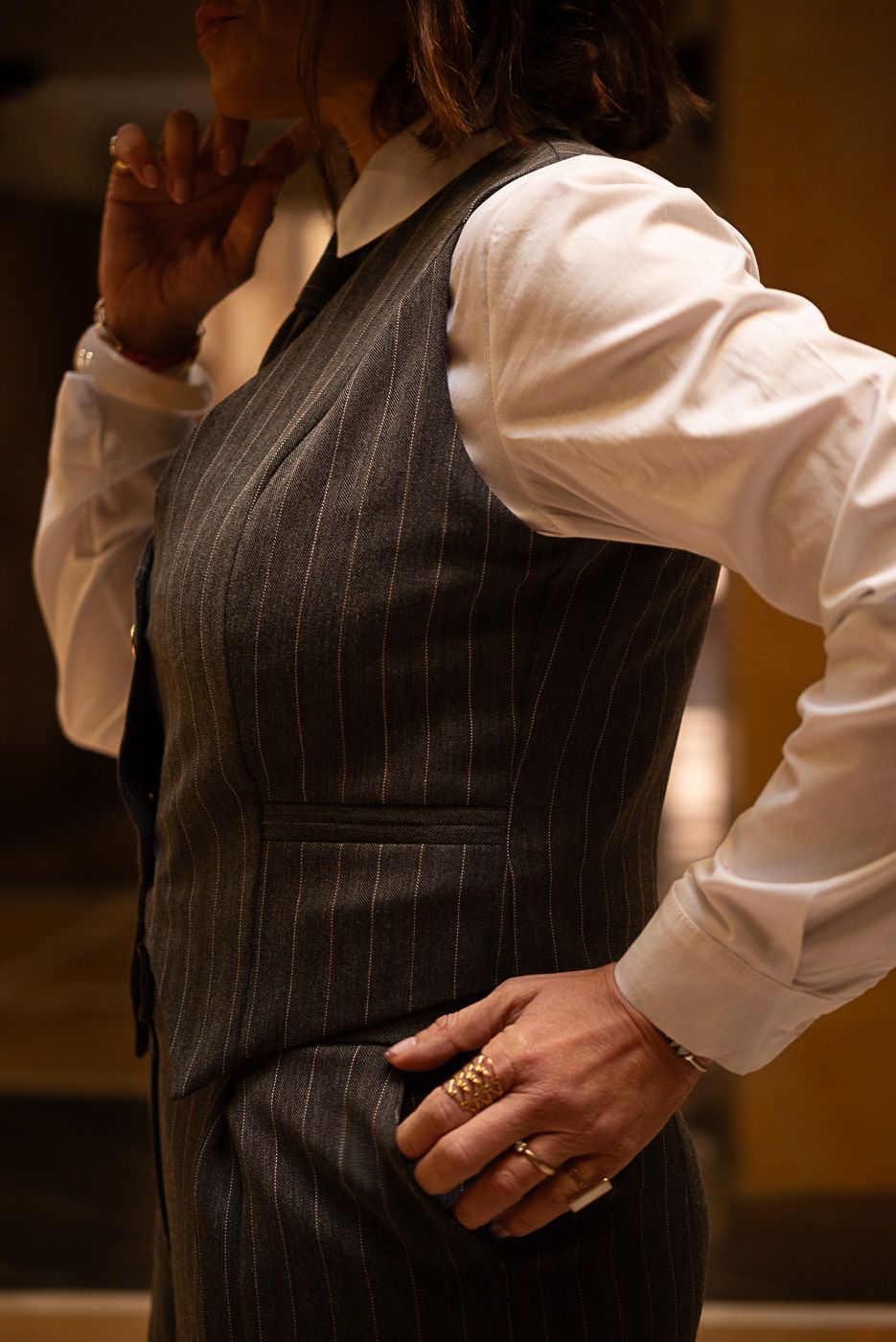 COCOLEBREL_HARLEM_COLECCION_chaleco_raya_diplomatica-blanca_8d54e005b31a9c8020ac30c14dc14265